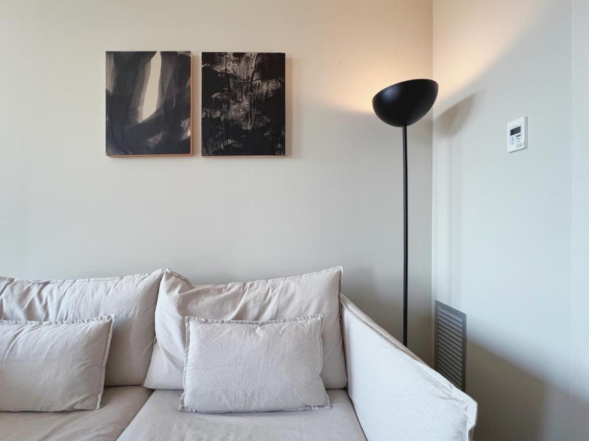 Stay U-Nique Apartments Sants II Barcelona Bagian luar foto