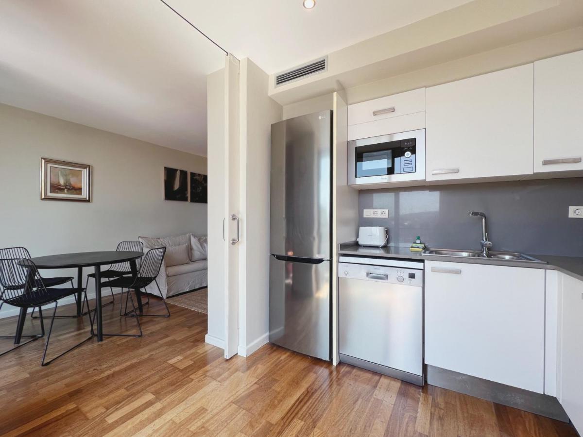 Stay U-Nique Apartments Sants II Barcelona Bagian luar foto