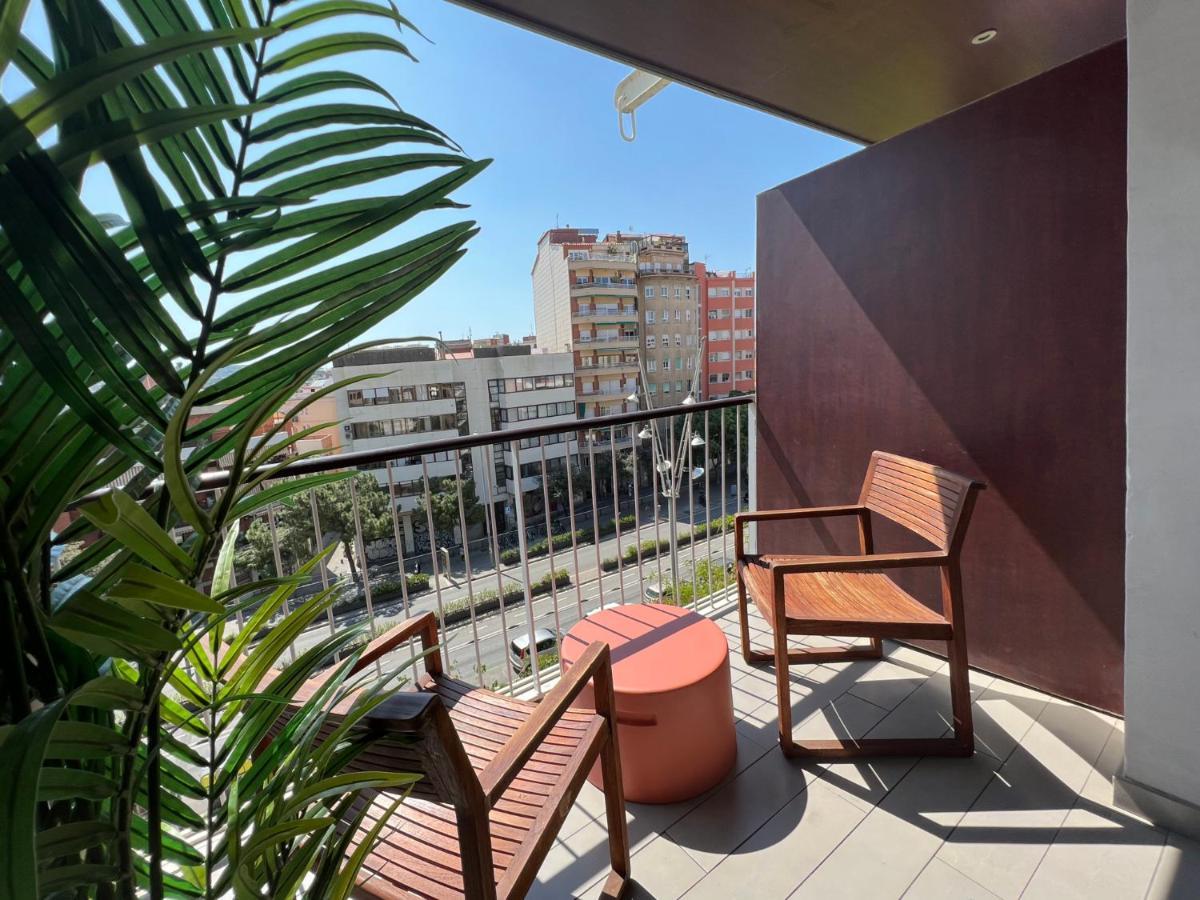 Stay U-Nique Apartments Sants II Barcelona Bagian luar foto