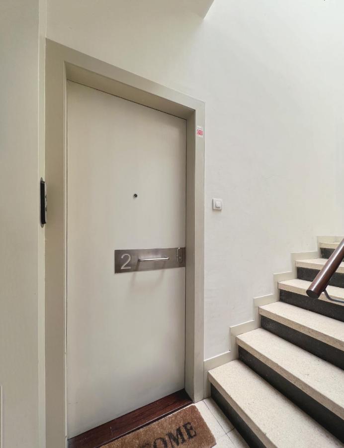 Stay U-Nique Apartments Sants II Barcelona Bagian luar foto